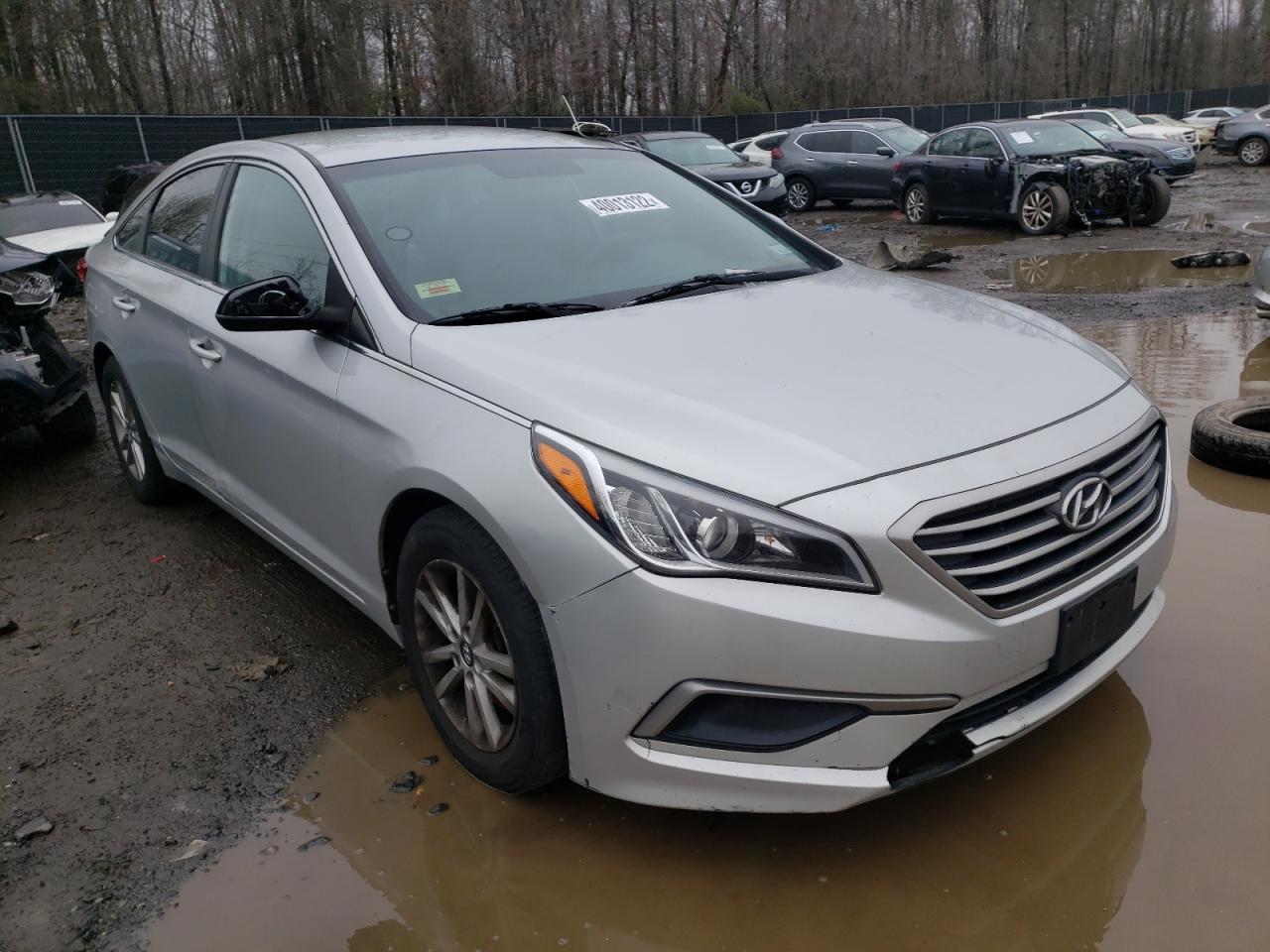 HYUNDAI SONATA SE 2016 with VIN 5NPE24AF5GH289237 - Photo from auction