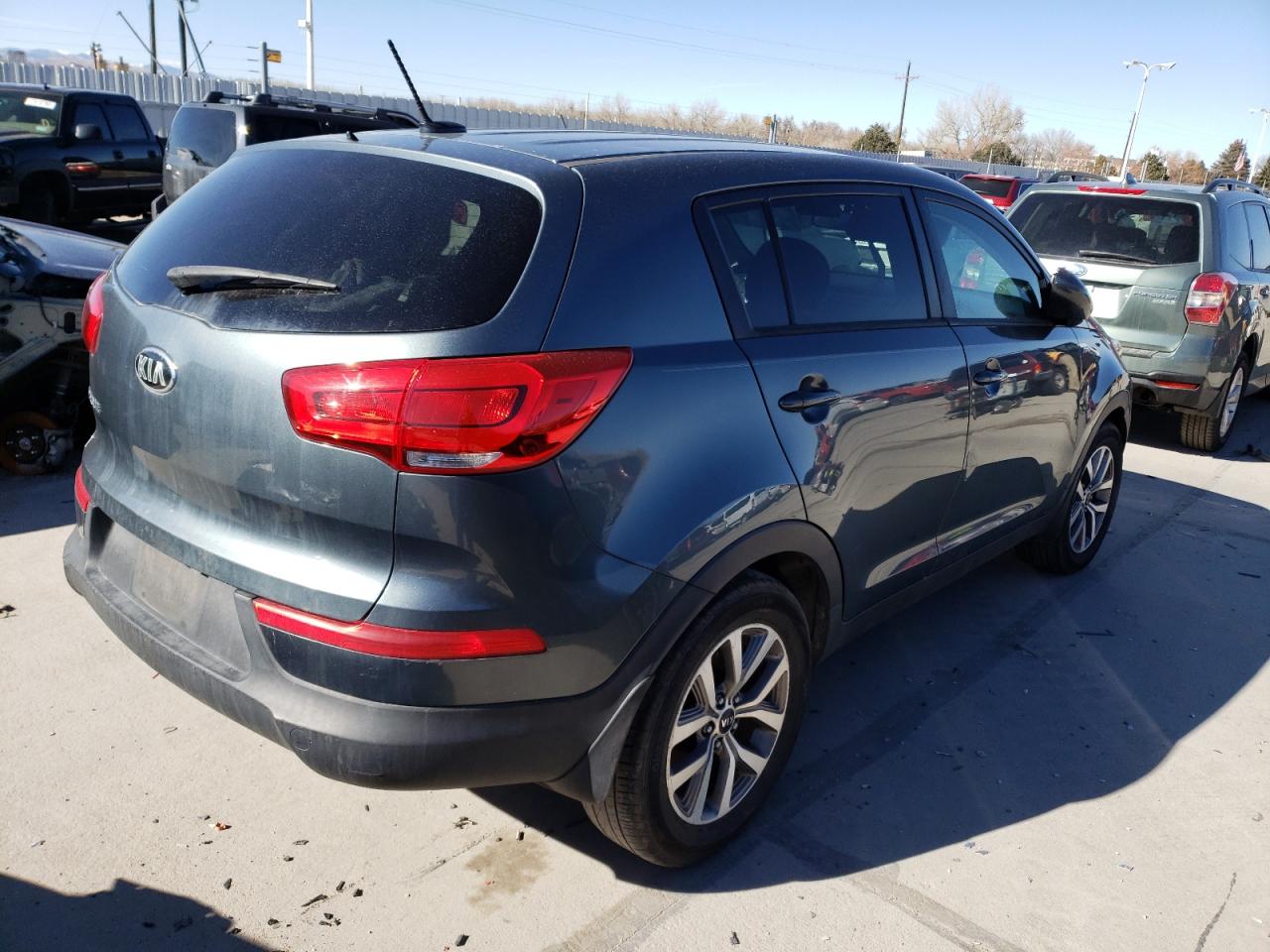 Photo 4 from auction – 2014 KIA SPORTAGE L with VIN KNDPBCAC6E7626900