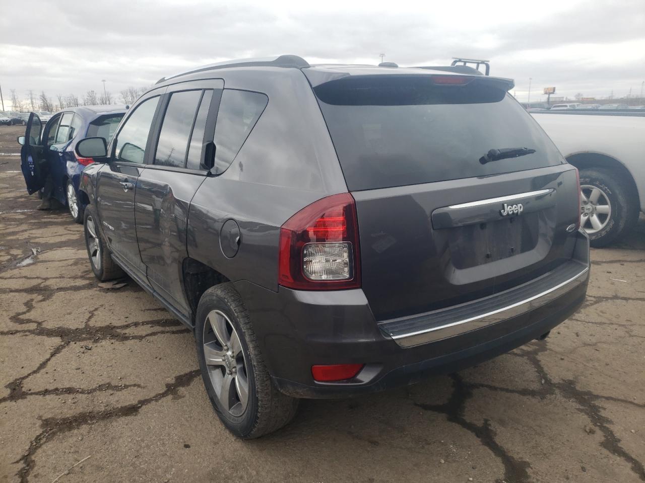 Photo 3 from auction – 2016 JEEP COMPASS LA with VIN 1C4NJCEA8GD785215