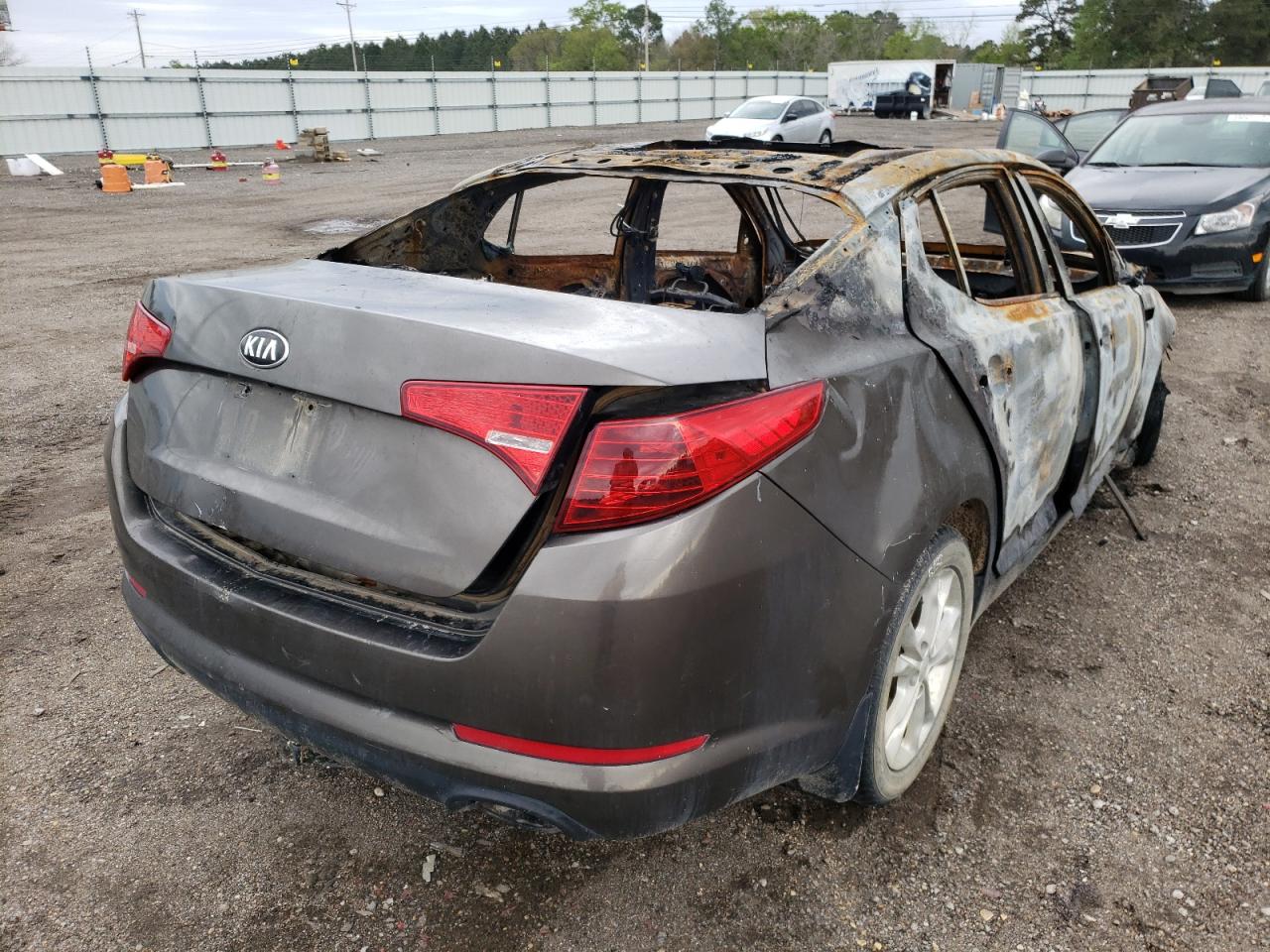 Photo 4 from auction – 2013 KIA OPTIMA EX with VIN 5XXGN4A73DG179111
