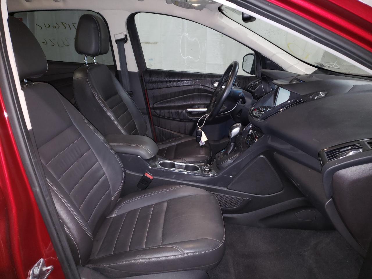 صورة رقم 5 من المزاد - 2015 FORD ESCAPE TIT مع VIN 1FMCU9J99FUC19359