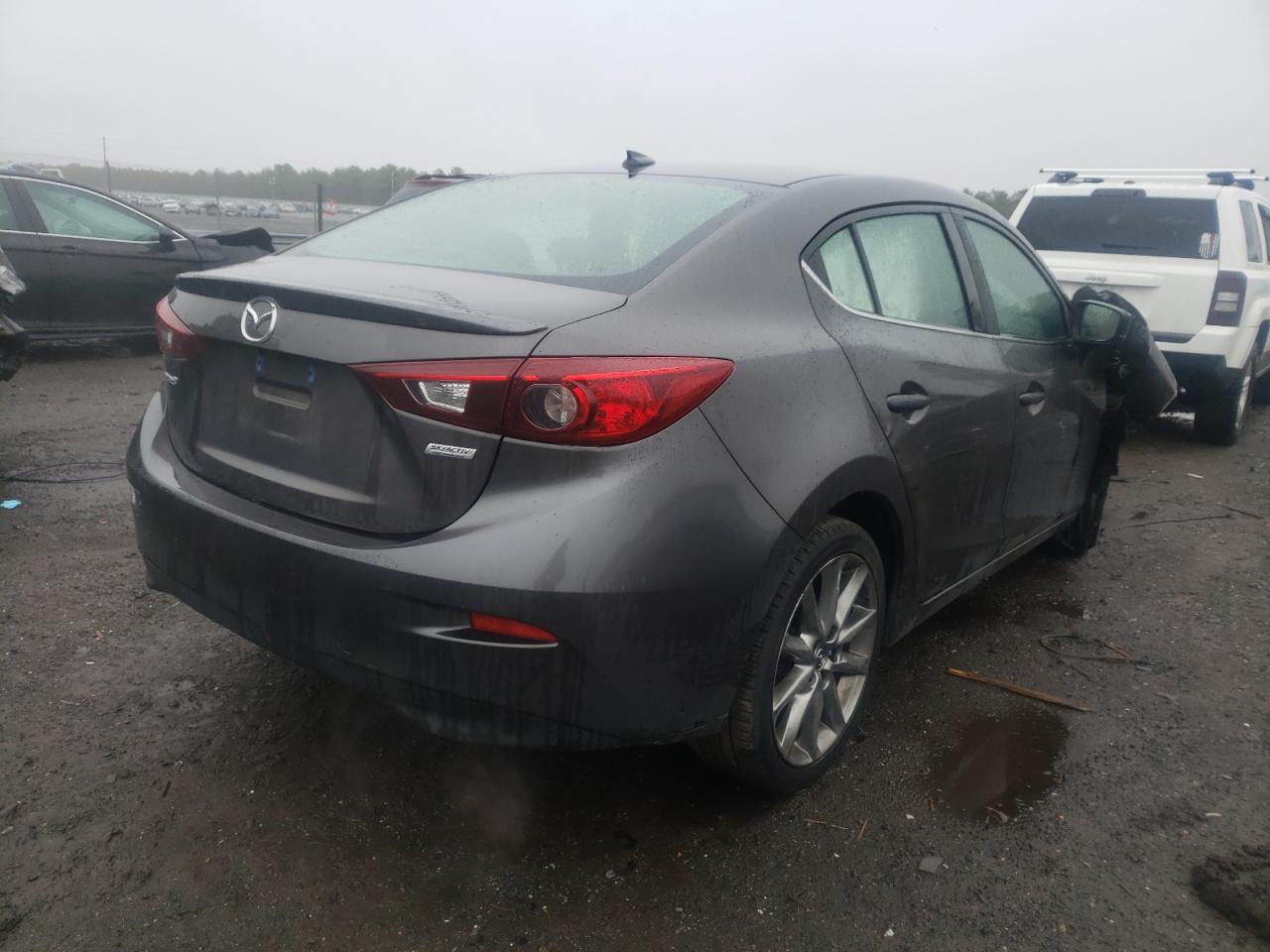 Photo 4 from auction – 2018 MAZDA 3 TOURING with VIN 3MZBN1V34JM174278