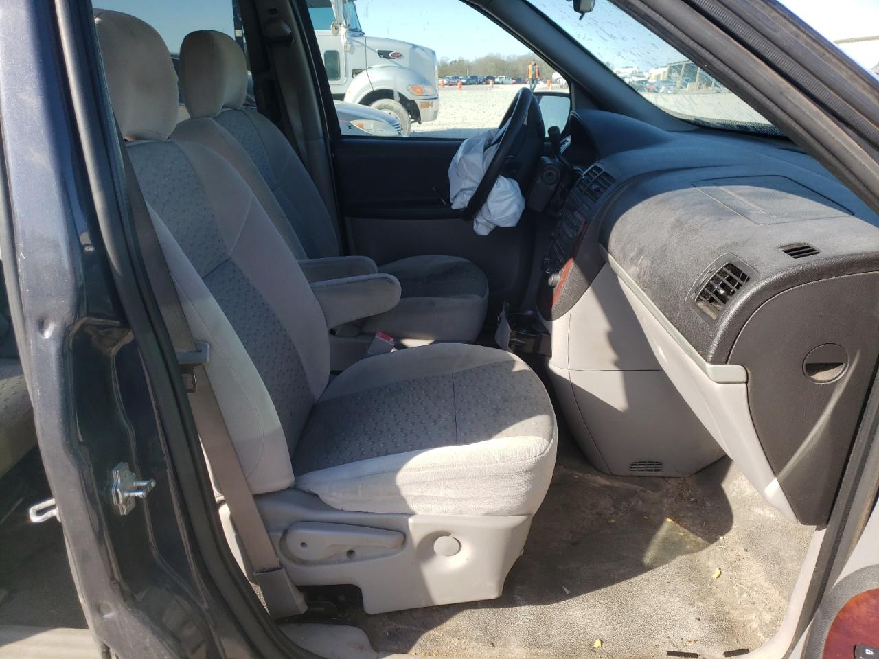 Photo 5 from auction – 2008 CHEVROLET UPLANDER with VIN 1GNDV13W28D165066