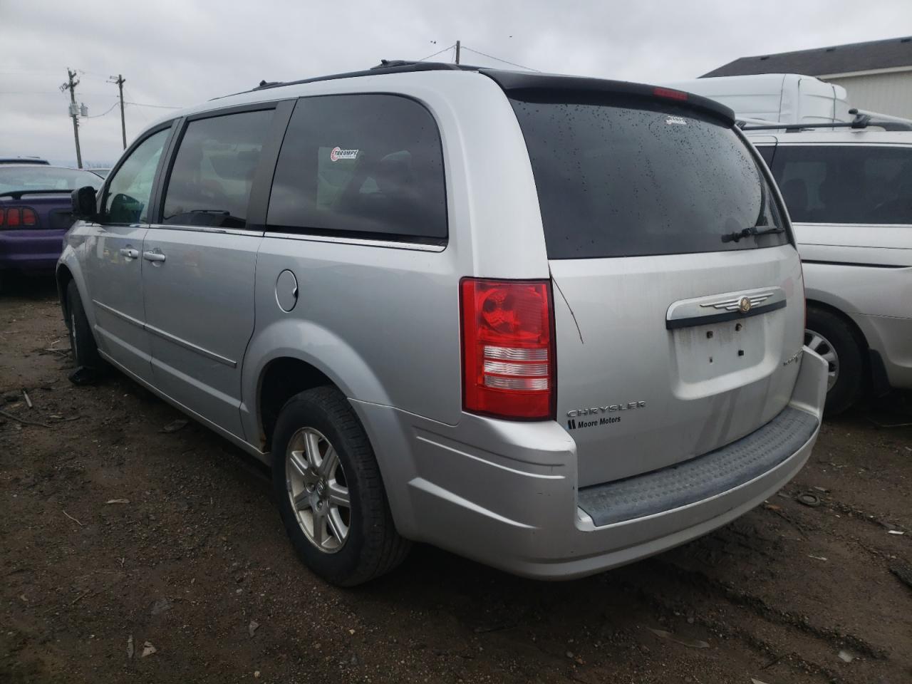 Photo 3 from auction – 2009 CHRYSLER TOWN & COU with VIN 2A8HR54159R521672