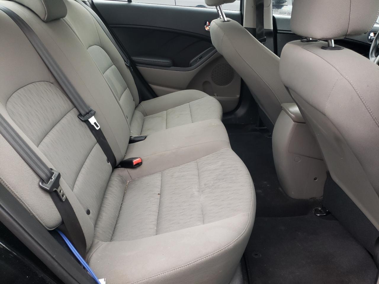 Photo 6 from auction – 2015 KIA FORTE LX with VIN KNAFK4A68F5433170
