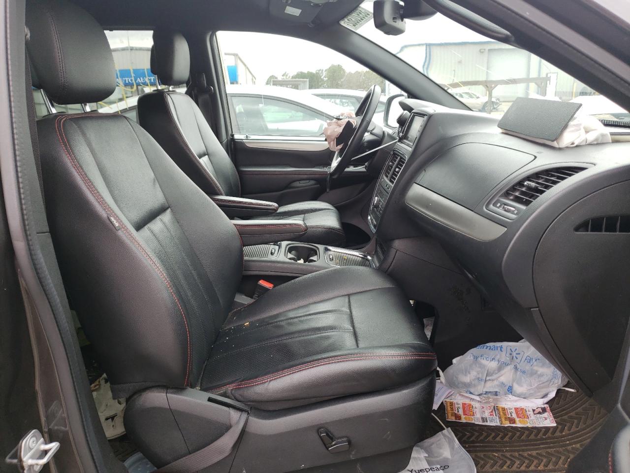 Photo 5 from auction – 2019 DODGE GRAND CARA with VIN 2C4RDGEG7KR623537