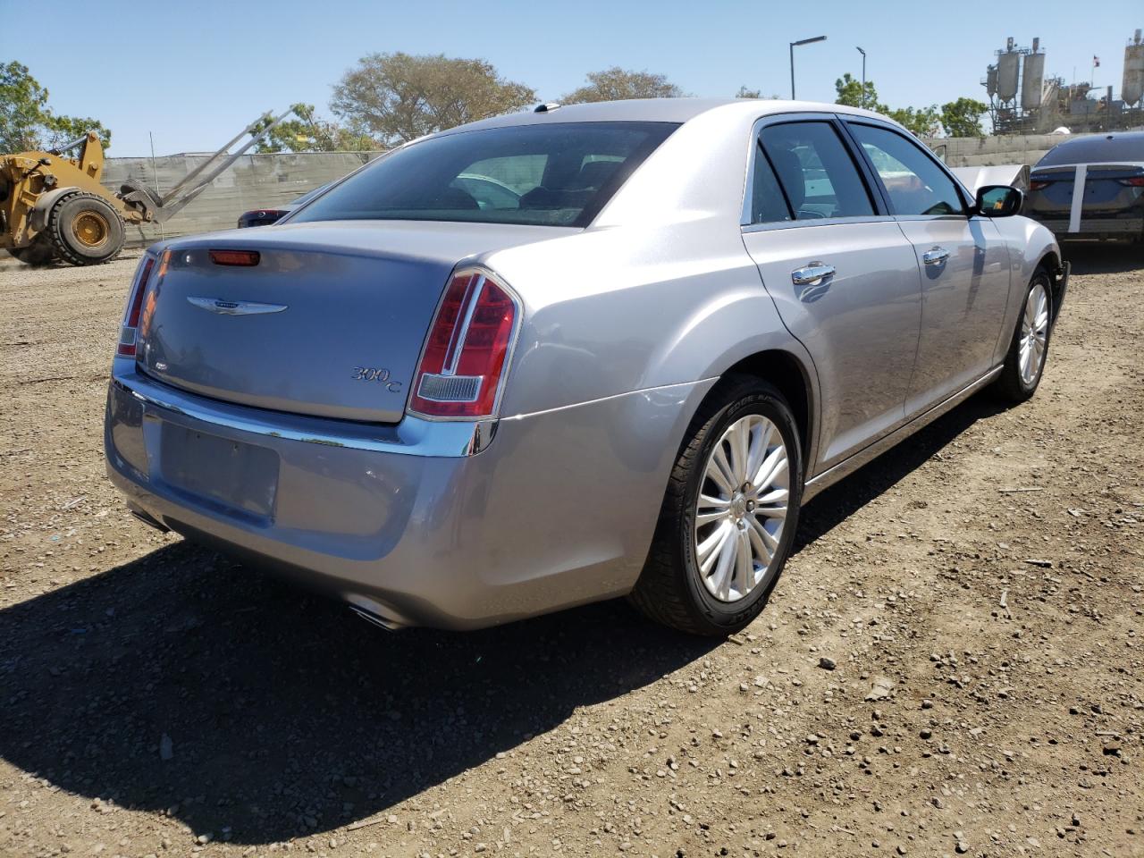 Photo 4 from auction – 2013 CHRYSLER 300C with VIN 2C3CCAKT6DH733287