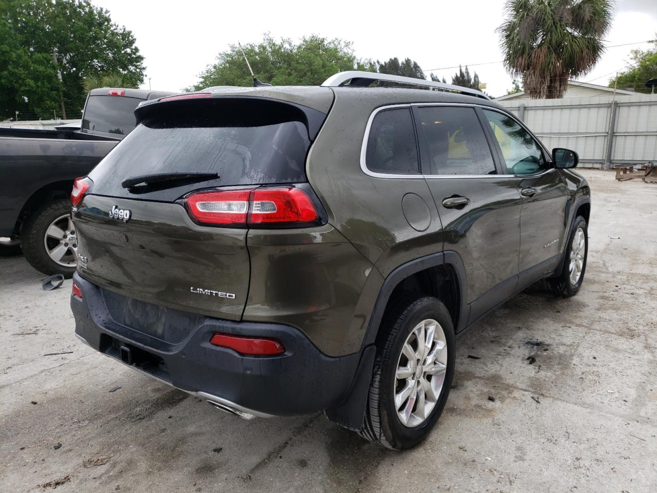 Photo 4 from auction – 2015 JEEP CHEROKEE L with VIN 1C4PJMDS5FW724092