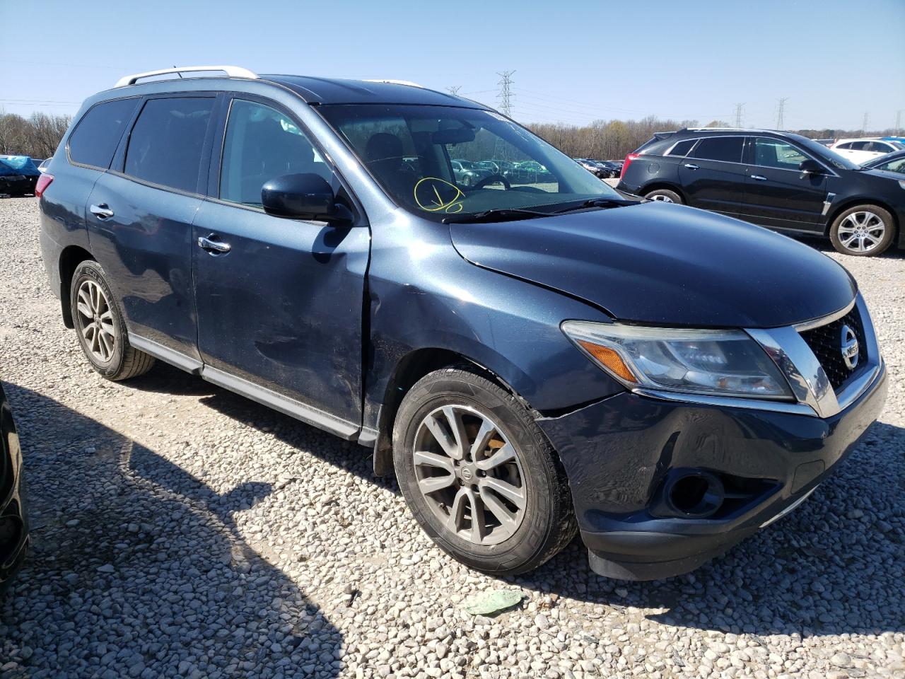 NISSAN PATHFINDER 2015 con VIN 5N1AR2MN4FC668575 - Foto de la subasta