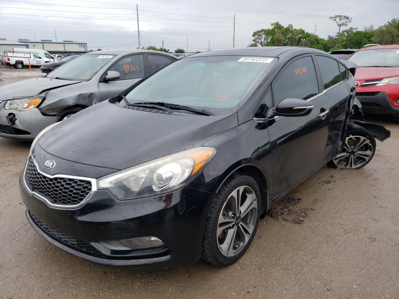 Photo 2 from auction – 2015 KIA FORTE EX with VIN KNAFZ4A82F5322160