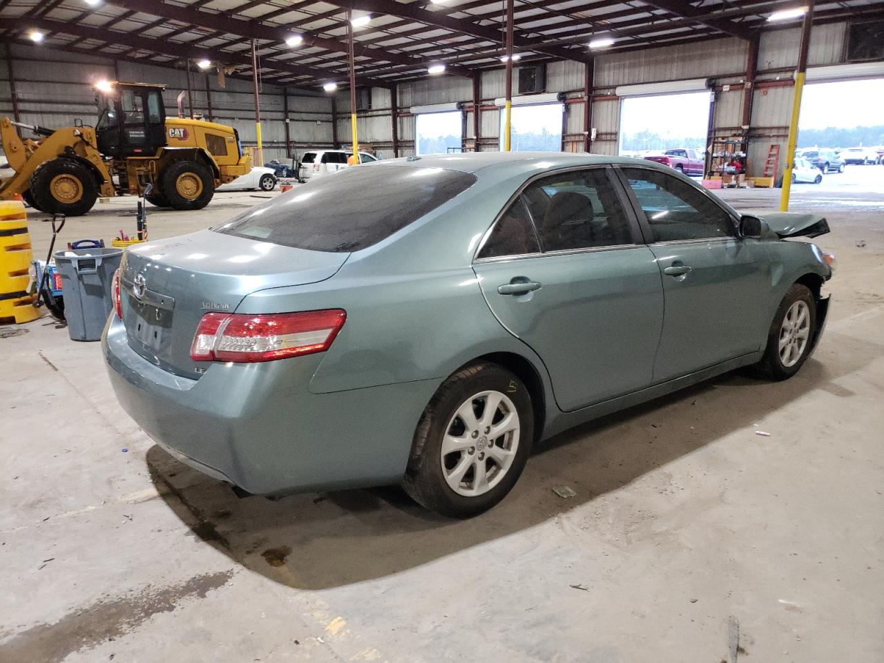 Foto 4 de la subasta – 2011 TOYOTA CAMRY BASE con VIN 4T1BF3EK0BU595345