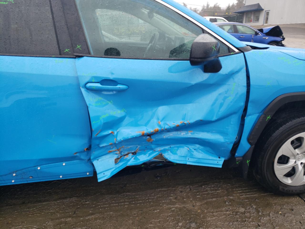 Photo 9 from auction – 2019 TOYOTA RAV4 LE with VIN 2T3F1RFV5KC044963