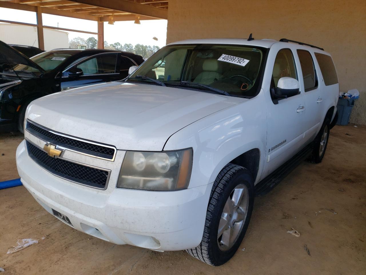 Photo 2 from auction – 2008 CHEVROLET SUBURBAN K with VIN 3GNFK16338G142160