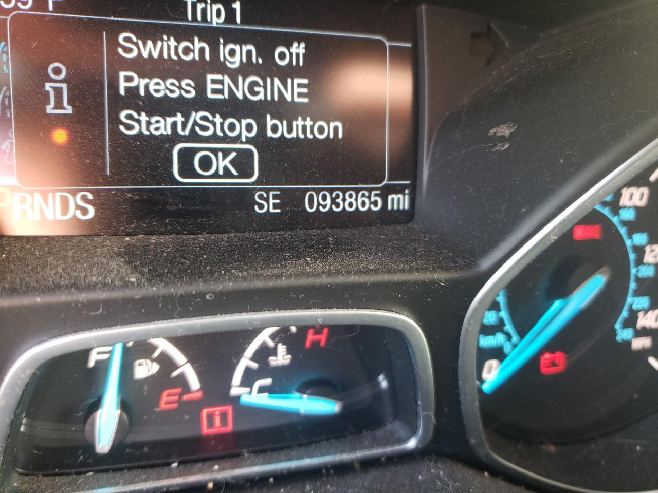 Zdjęcie 8 z aukcji – 2014 FORD ESCAPE TIT z VIN 1FMCU9J92EUC68269