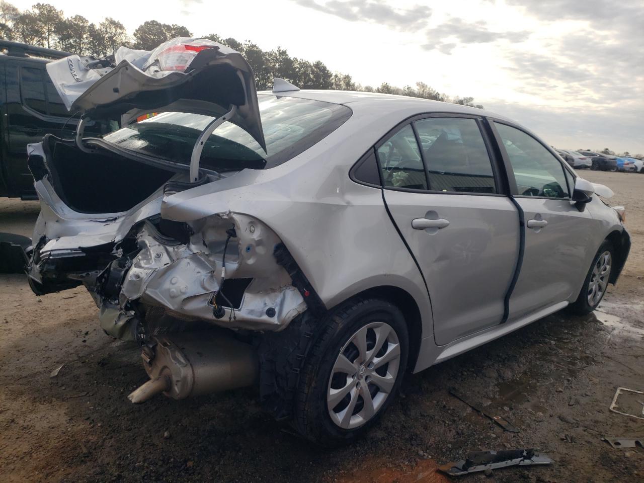 Photo 4 from auction – 2020 TOYOTA COROLLA LE with VIN 5YFEPRAE0LP026169