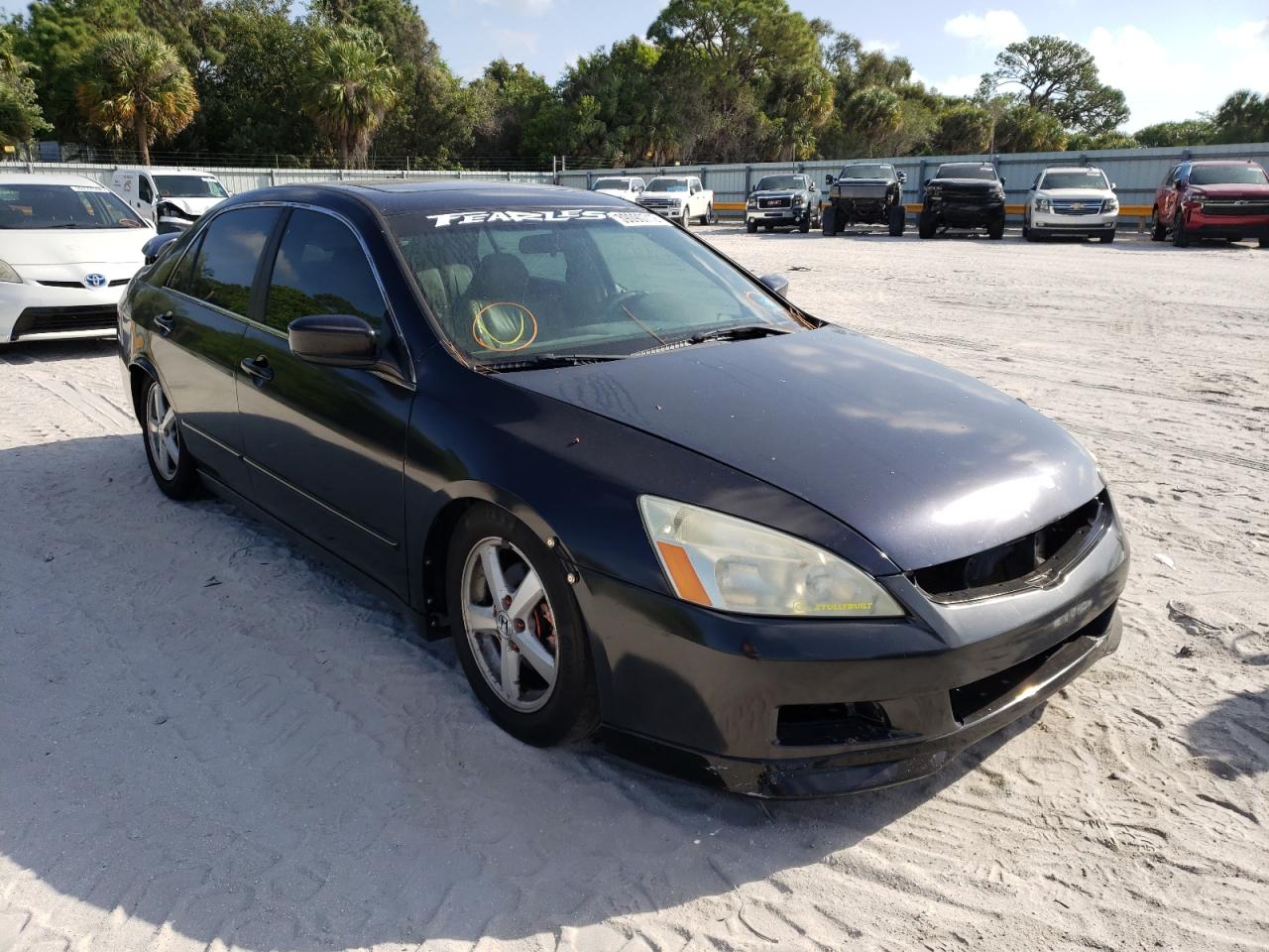 HONDA ACCORD 2004 with VIN 1HGCM66554A024089 - Photo from auction