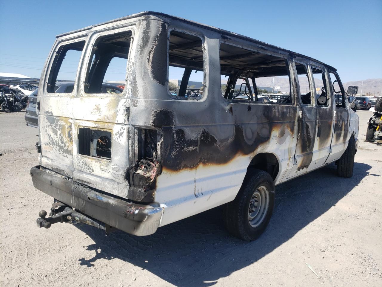 Photo 4 from auction – 2012 FORD ECONOLINE with VIN 1FBSS3BL5CDB21152