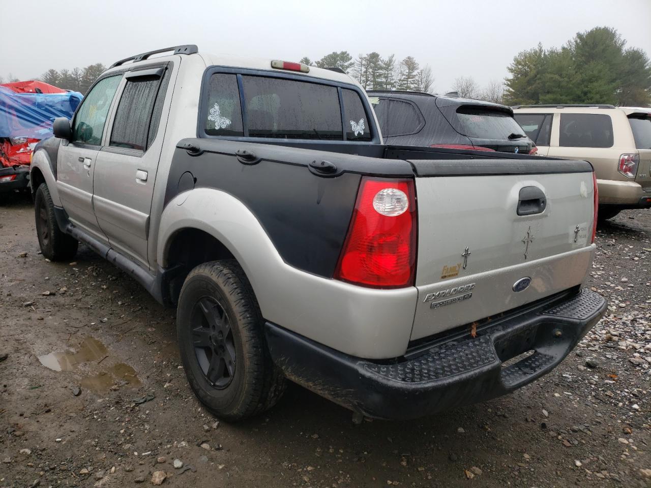 Photo 3 from auction – 2005 FORD EXPLORER S with VIN 1FMZU77K55UB73245