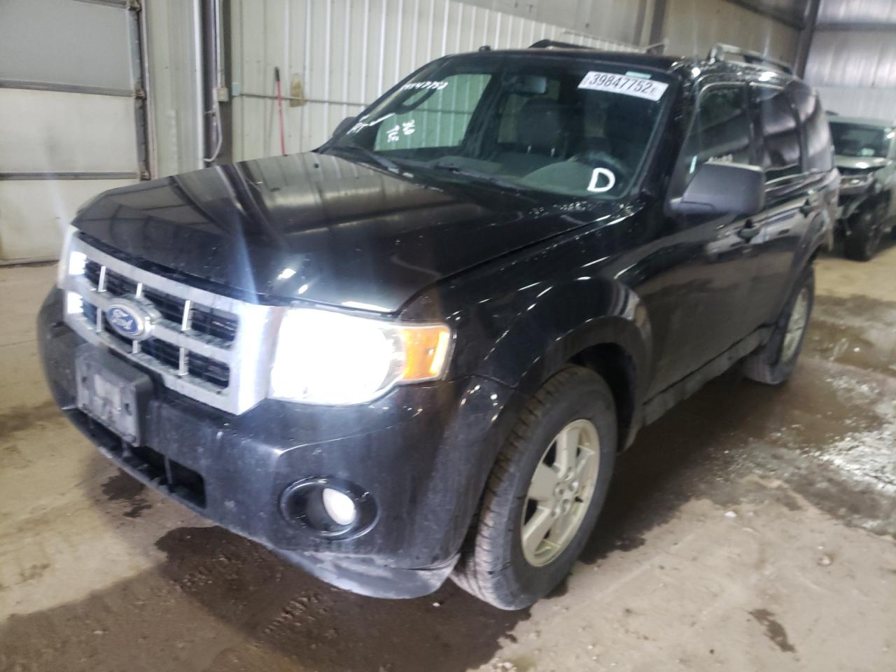 Photo 2 from auction – 2010 FORD ESCAPE XLT with VIN 1FMCU9DG1AKC45081
