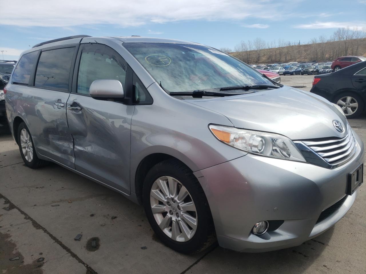 TOYOTA SIENNA XLE 2011 with VIN 5TDDK3DC3BS013830 - Photo from auction