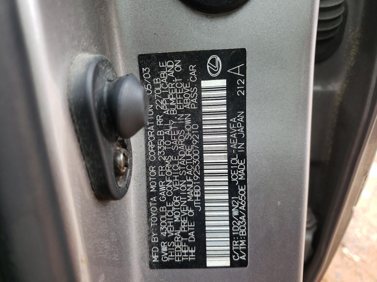 Photo 10 from auction – 2003 LEXUS IS 300 with VIN JTHBD192530079210