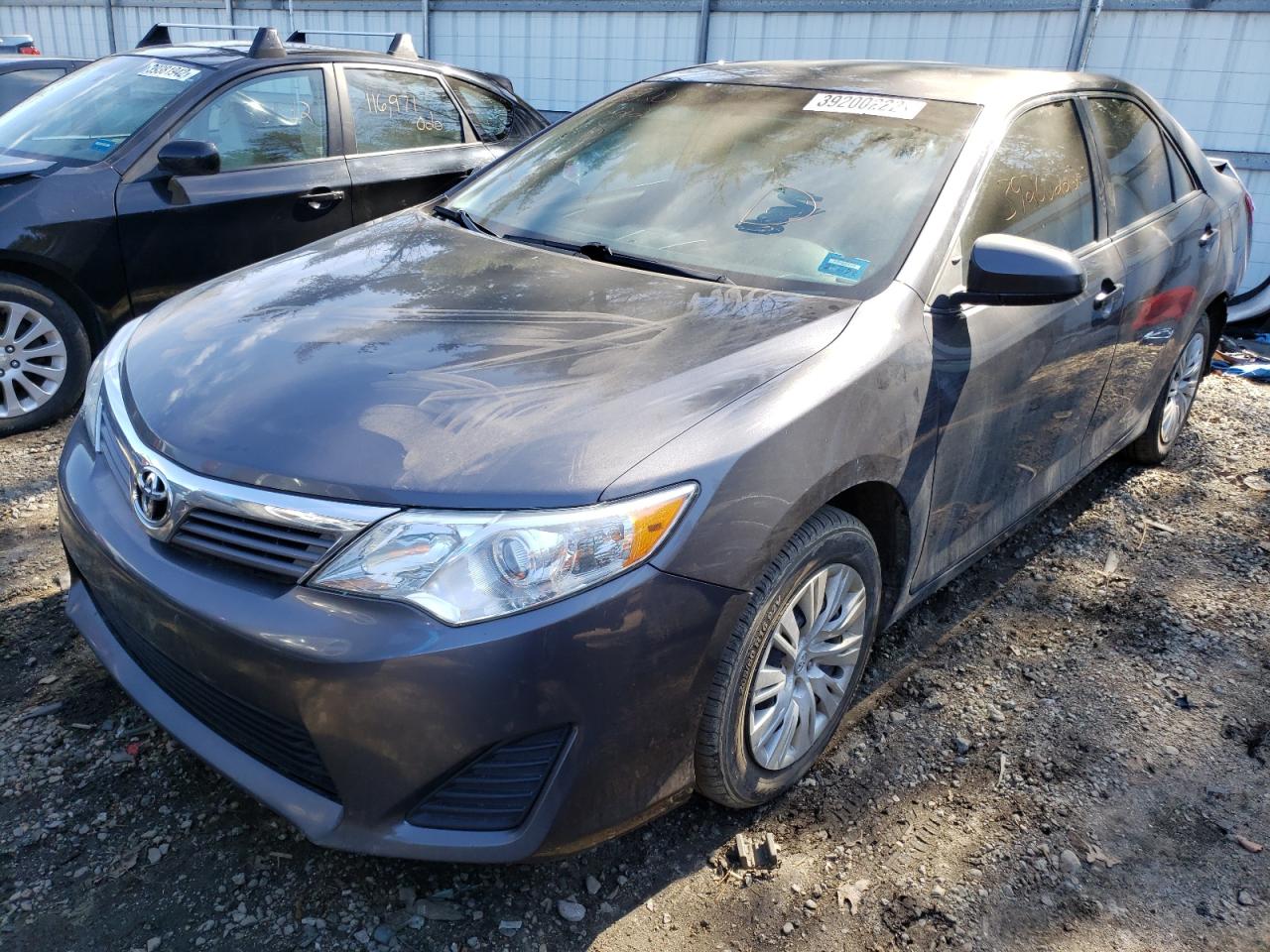 Photo 2 from auction – 2014 TOYOTA CAMRY L with VIN 4T4BF1FK4ER421596
