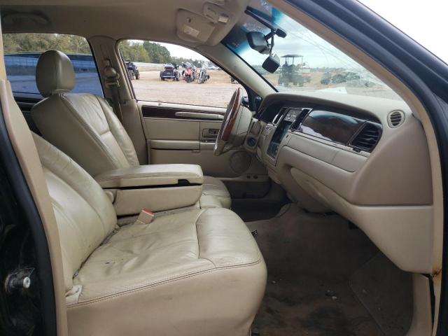 Photo 5 from auction – 2008 LINCOLN TOWN CAR S with VIN 2LNHM82V88X657684