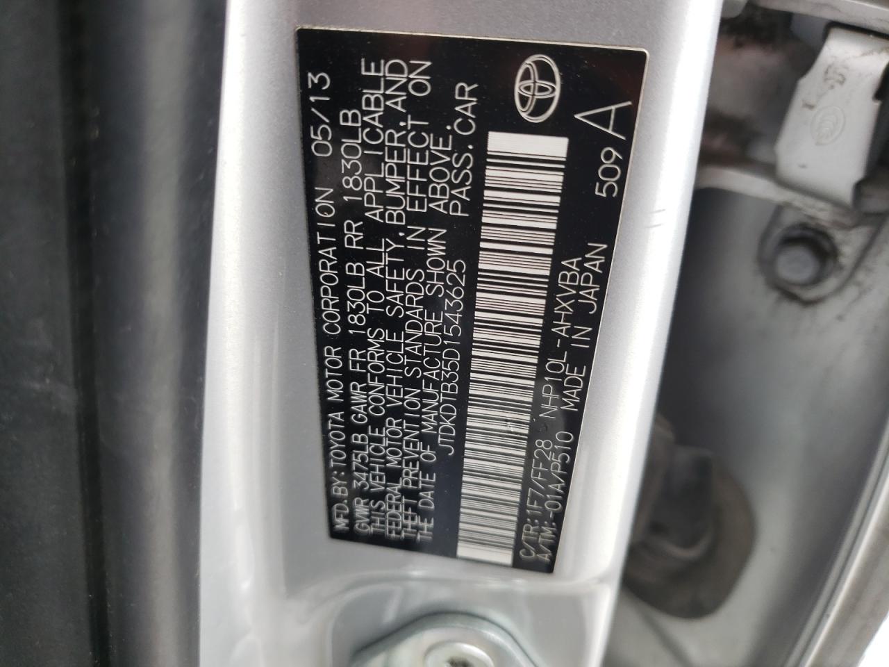 Photo 10 from auction – 2013 TOYOTA PRIUS C with VIN JTDKDTB35D1543625