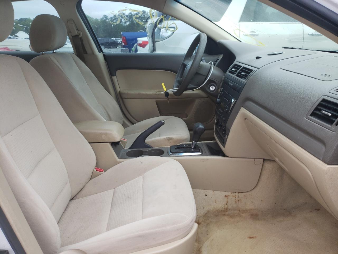 Photo 5 from auction – 2006 FORD FUSION S with VIN 3FAFP06Z56R152141