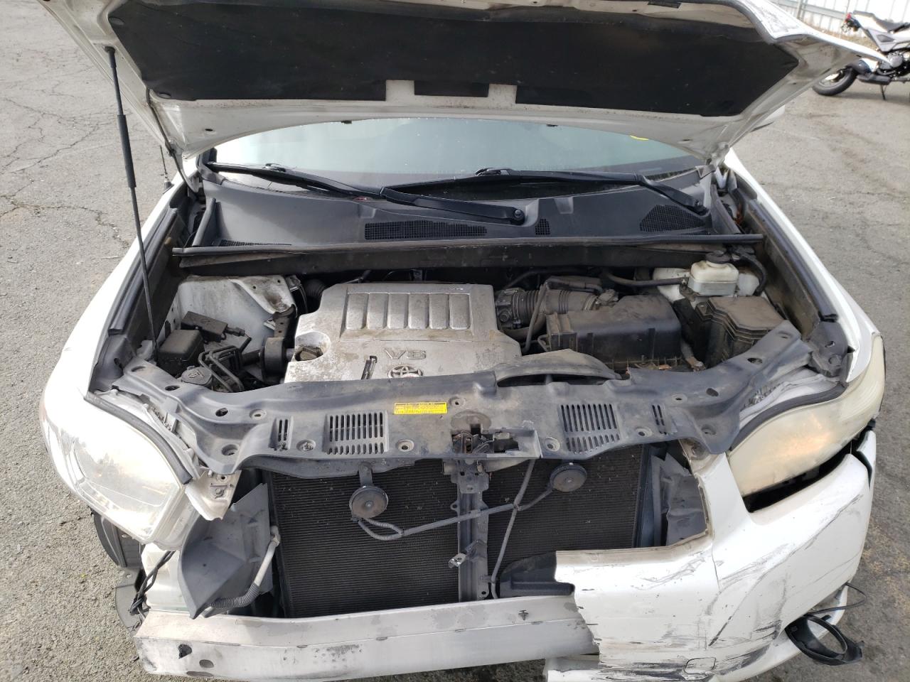 Photo 7 from auction – 2010 TOYOTA HIGHLANDER with VIN 5TDZK3EH1AS019379