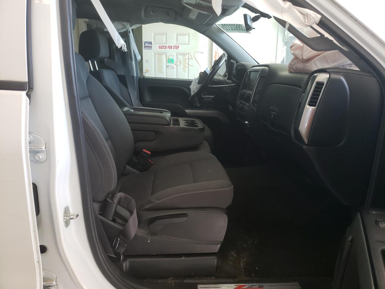 Photo 5 from auction – 2017 CHEVROLET SILVERADO with VIN 3GCUKREC9HG323344