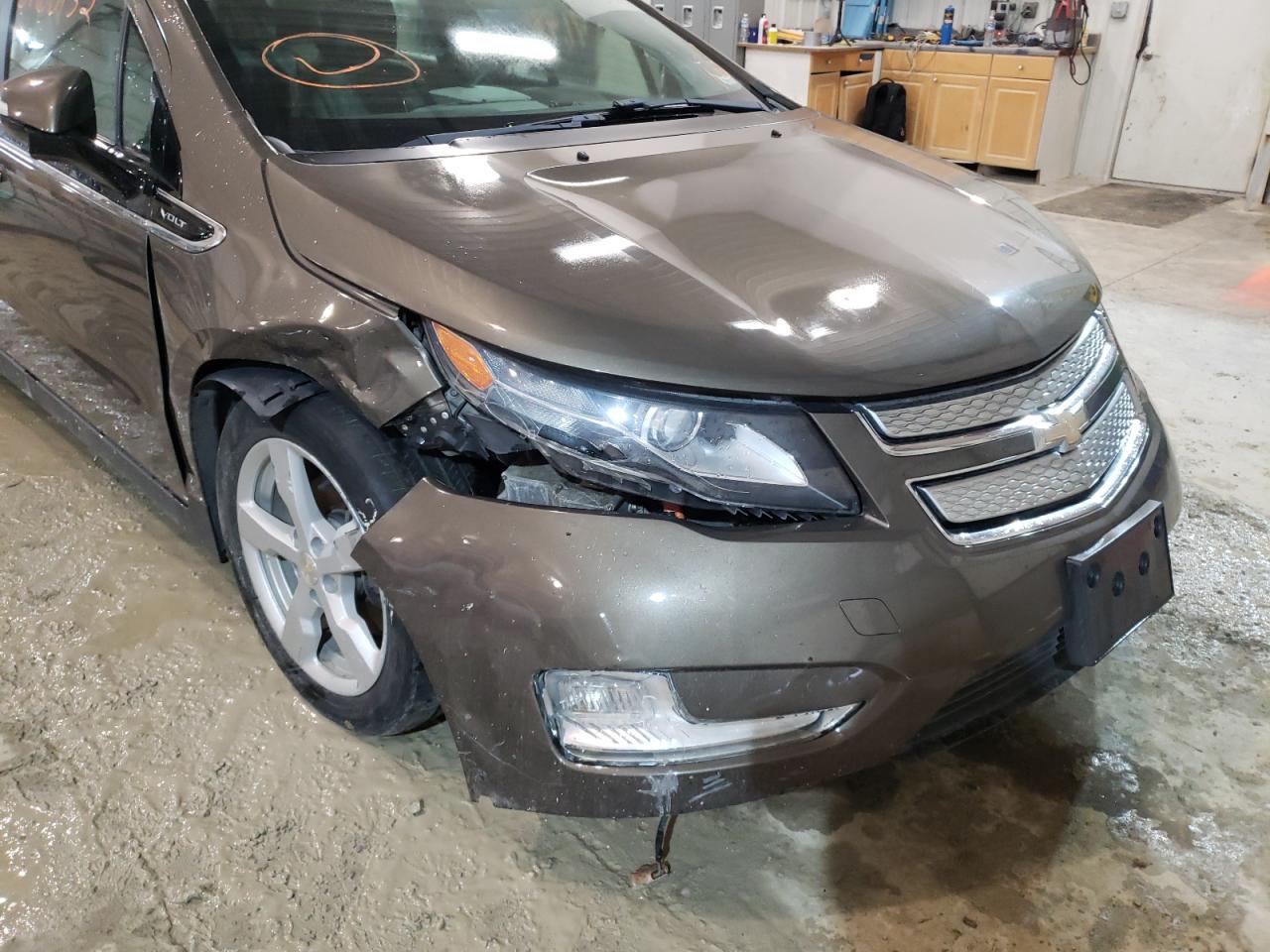Photo 9 from auction – 2014 CHEVROLET VOLT with VIN 1G1RA6E41EU113256
