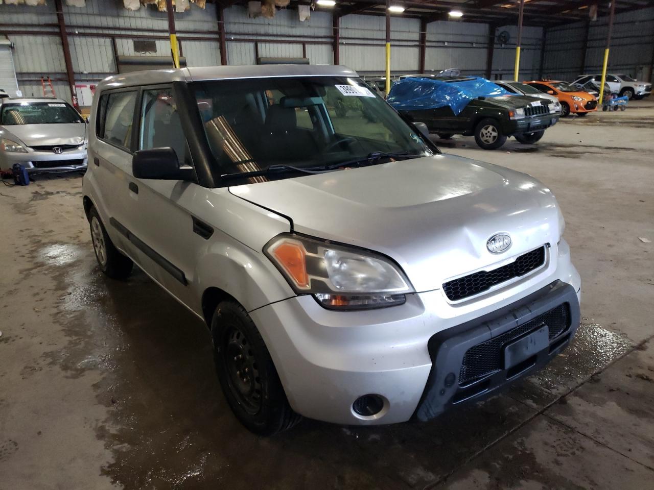 KIA SOUL 2010 with VIN KNDJT2A16A7030496 - Photo from auction