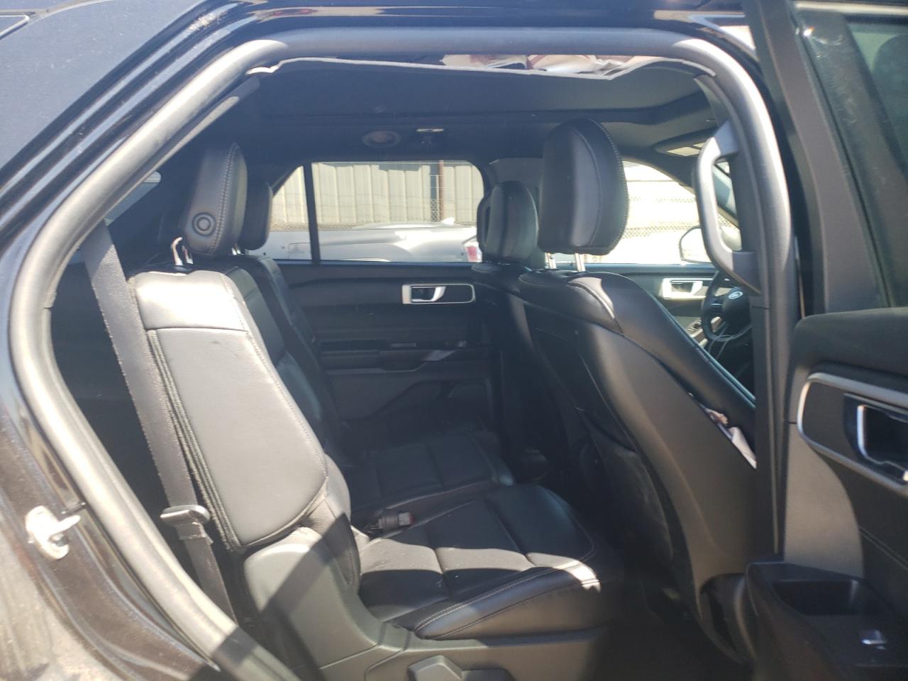 Photo 6 from auction – 2020 FORD EXPLORER X with VIN 1FMSK7DHXLGA44803
