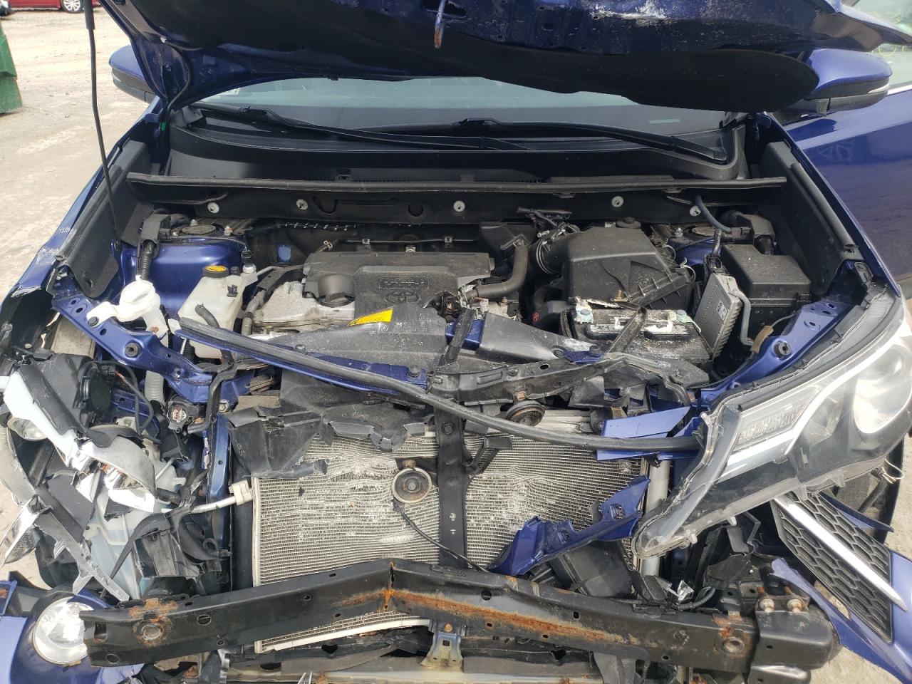 Photo 7 from auction – 2015 TOYOTA RAV4 LIMIT with VIN 2T3DFREV5FW386668