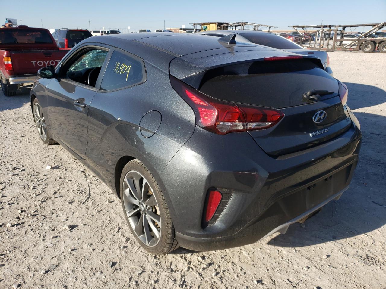 Photo 3 from auction – 2019 HYUNDAI VELOSTER B with VIN KMHTG6AF3KU002136