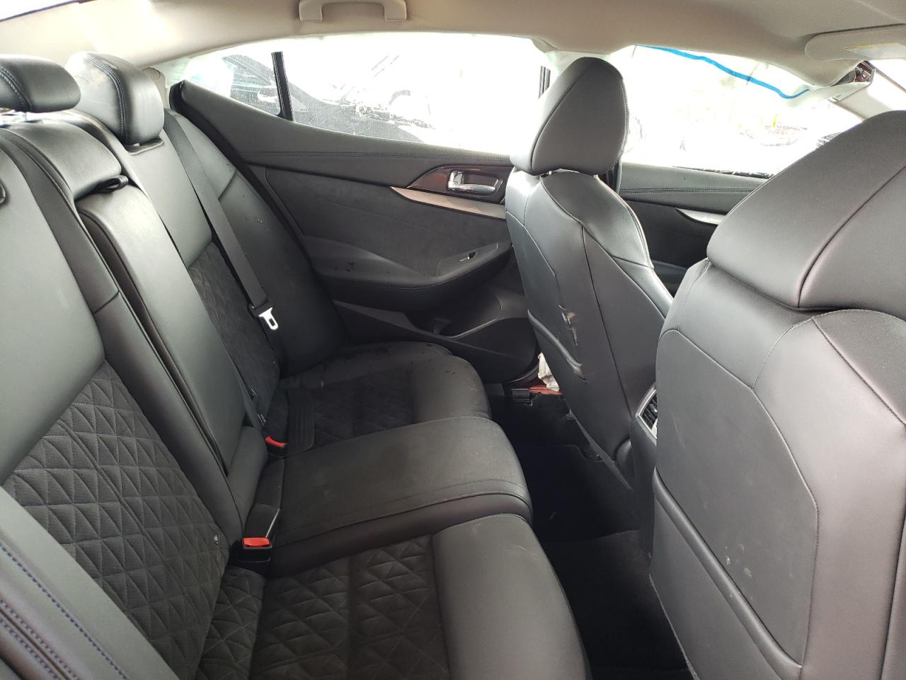 Photo 6 from auction – 2016 NISSAN MAXIMA 3.5 with VIN 1N4AA6AP0GC446373