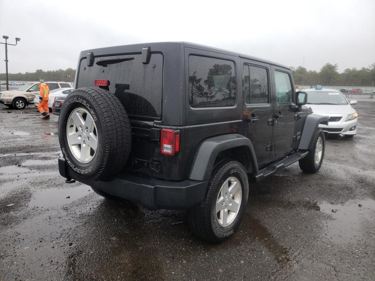 Photo 4 from auction – 2012 JEEP WRANGLER U with VIN 1C4BJWDG6CL235215