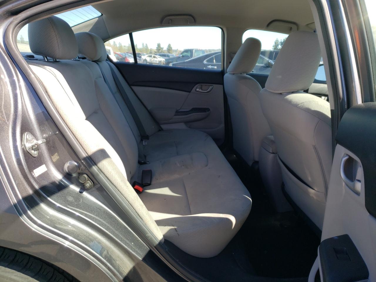 Photo 6 from auction – 2013 HONDA CIVIC LX with VIN 19XFB2F58DE295381