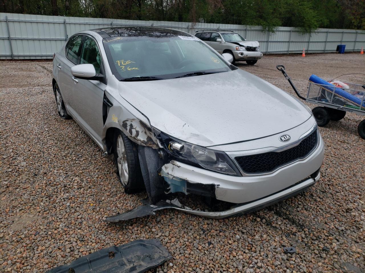 KIA OPTIMA EX 2013 z numerem VIN 5XXGN4A74DG137482 - Zdjęcie z aukcji