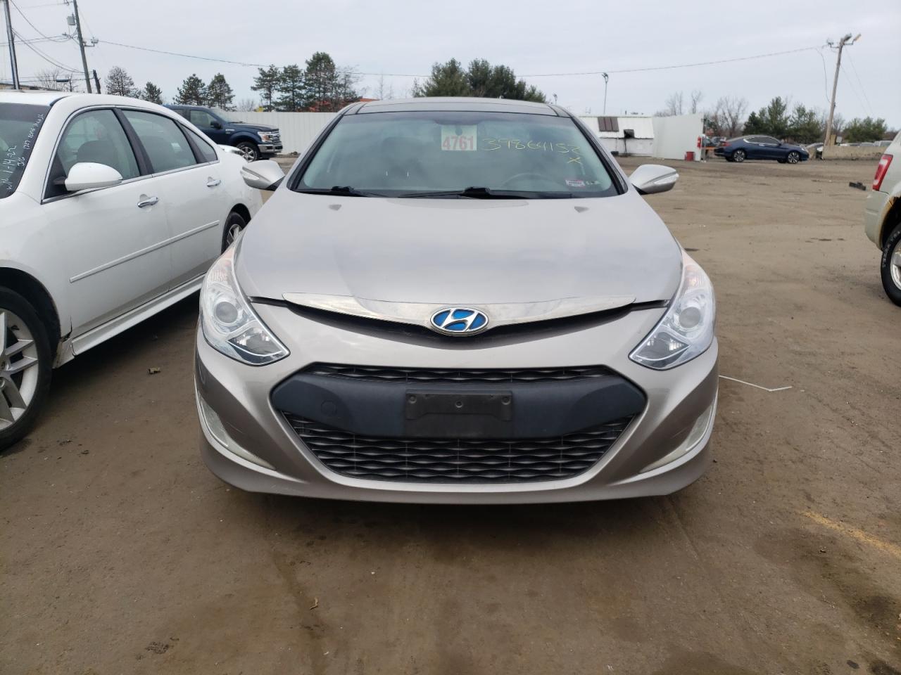 Photo 9 from auction – 2014 HYUNDAI SONATA HYB with VIN KMHEC4A44EA107281