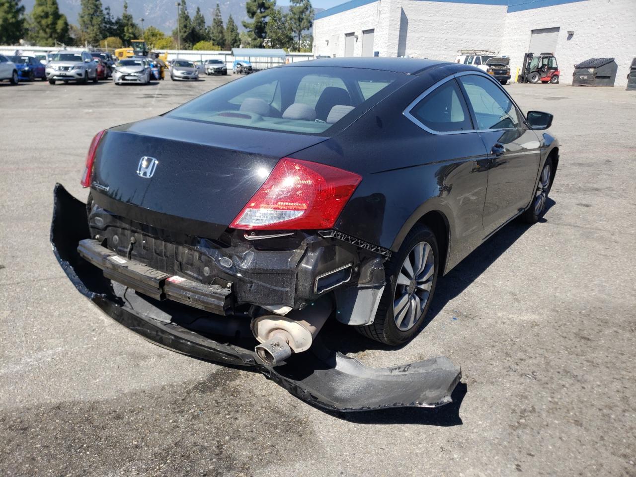 Photo 4 from auction – 2011 HONDA ACCORD LX- with VIN 1HGCS1B38BA008236