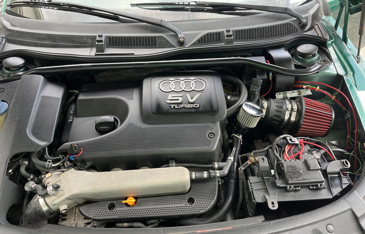 Photo 7 from auction – 2001 AUDI TT with VIN TRUTX28N211045172