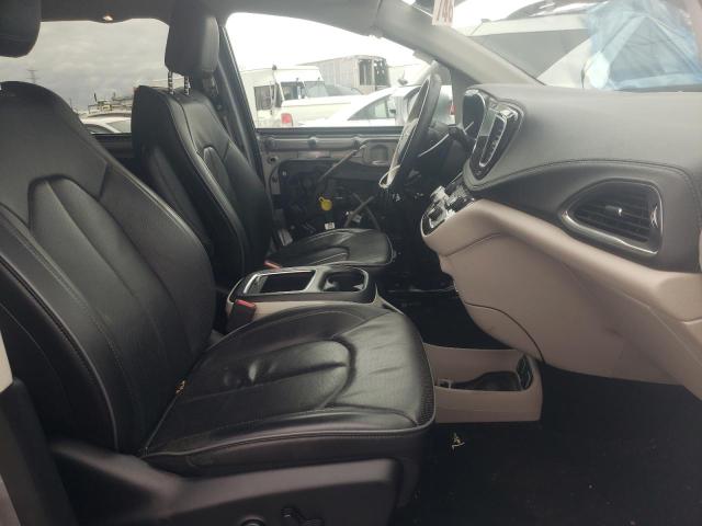 Photo 5 from auction – 2019 CHRYSLER PACIFICA L with VIN 2C4RC1GG0KR667361