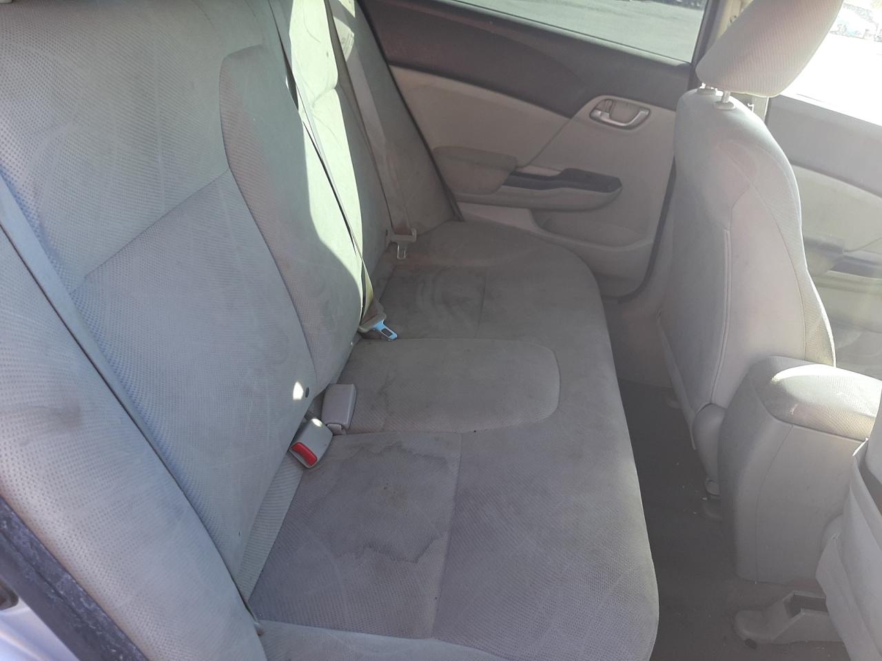 Photo 6 from auction – 2012 HONDA CIVIC LX with VIN 19XFB2F52CE341446