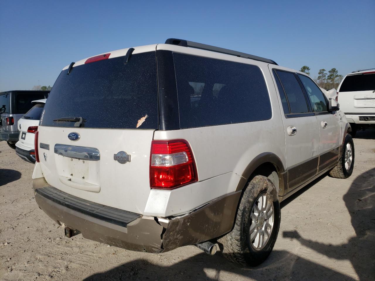 Photo 4 from auction – 2012 FORD EXPEDITION with VIN 1FMJK1J55CEF35083