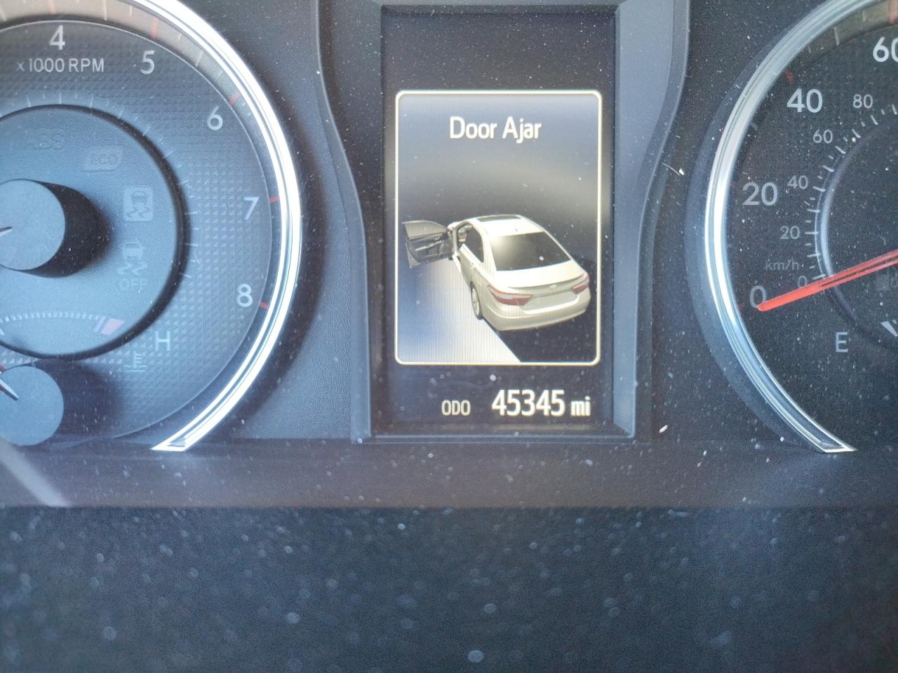 Photo 8 from auction – 2015 TOYOTA CAMRY LE with VIN 4T1BF1FKXFU043294