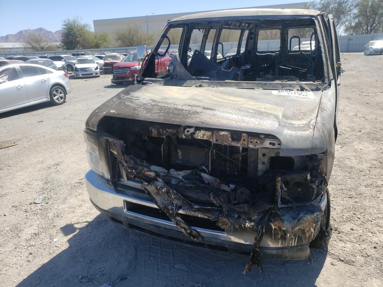 Photo 9 from auction – 2012 FORD ECONOLINE with VIN 1FBSS3BL5CDB21152