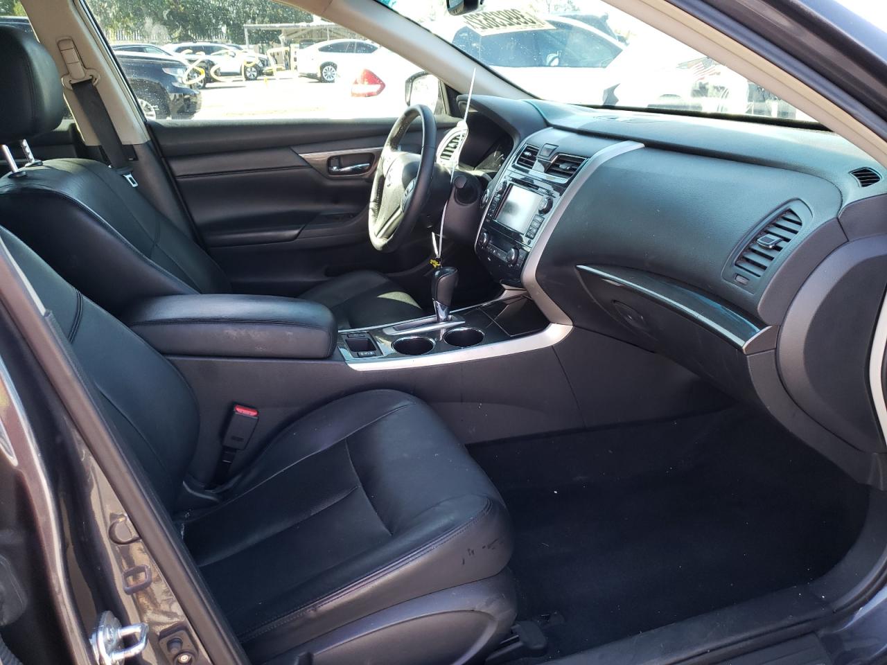 Photo 5 from auction – 2013 NISSAN ALTIMA 2.5 with VIN 1N4AL3AP8DN442998