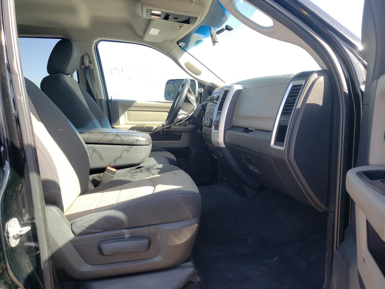 Photo 5 from auction – 2012 DODGE RAM 1500 S with VIN 1C6RD7GT9CS146899